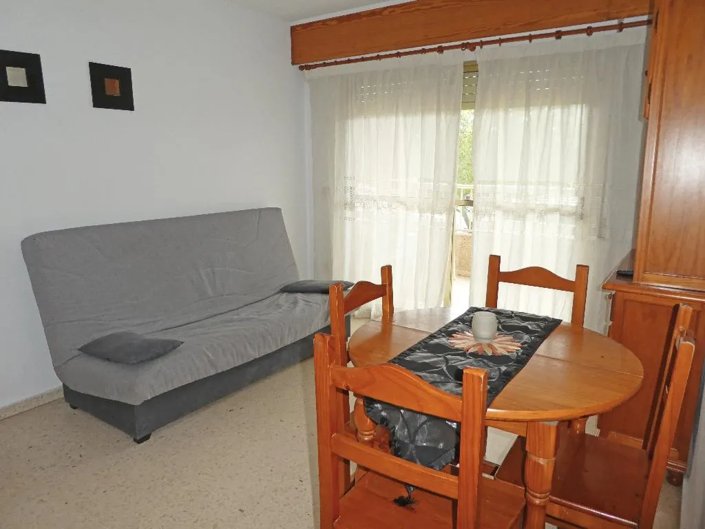 APARTMENT CAPACITY 6 TWO BEDROOMS Room, Jardines de Gandia VI - VIII 3000, Valencia
