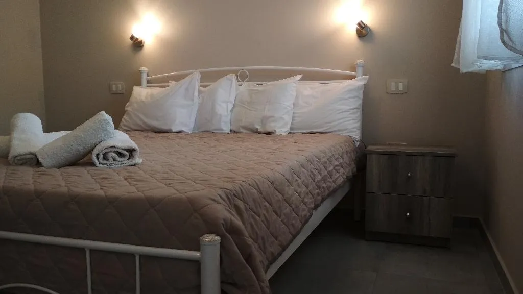 STUDIO SUPERIOR CAPACITY 2 Room, Casa De Rosa Studios & Apartments, Kefallinia