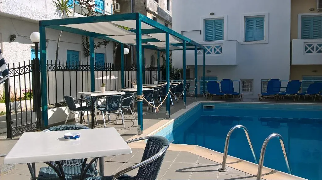 Pool, Renia Studios, Crete