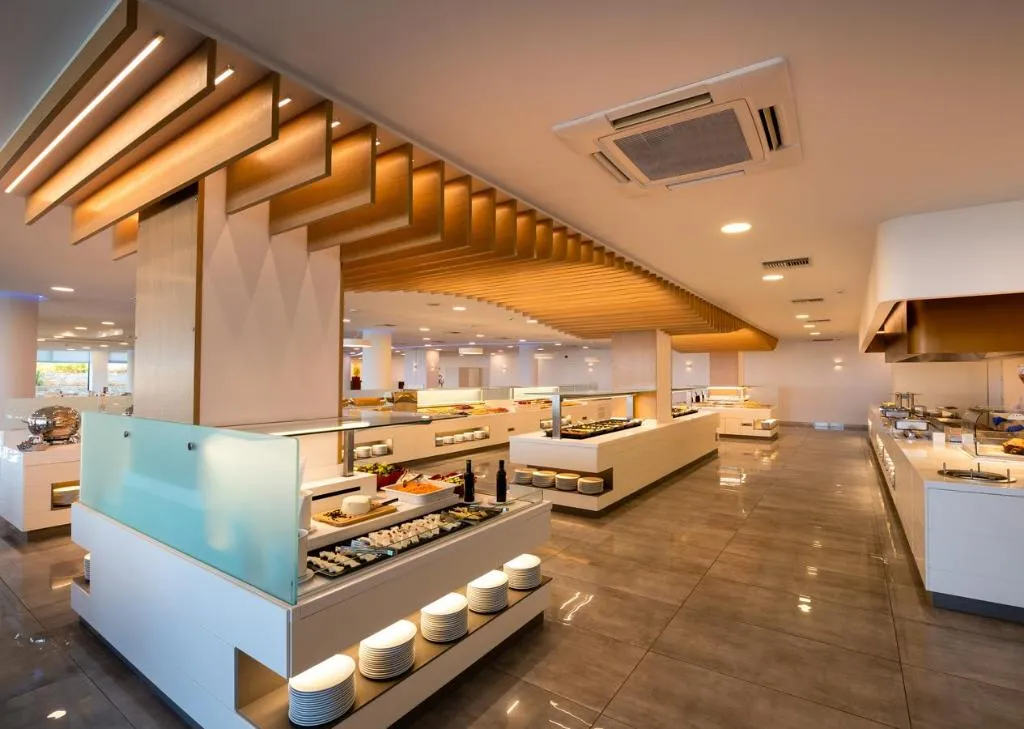 Restaurant, Grand Hotel Holiday Resort, Crete