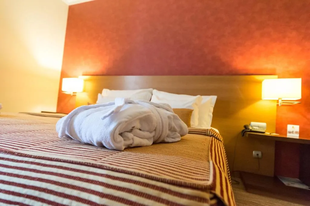 SINGLE STANDARD Room, Lusitânia, Porto