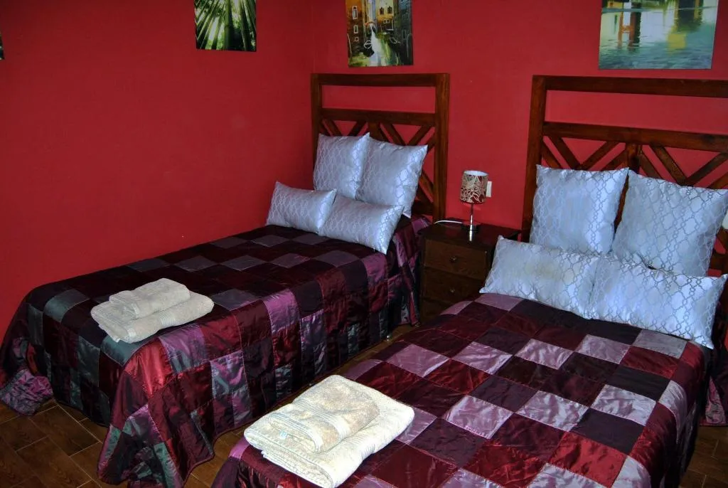 Room, Apartahotel Collarubio, Madrid