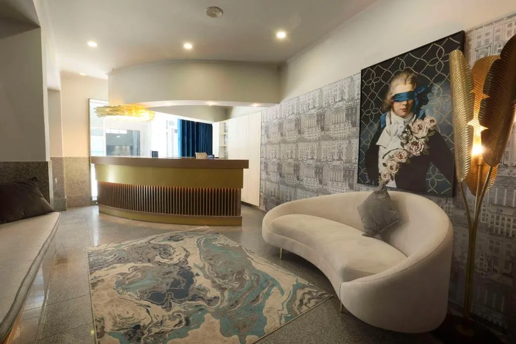 Lobby, America, Porto