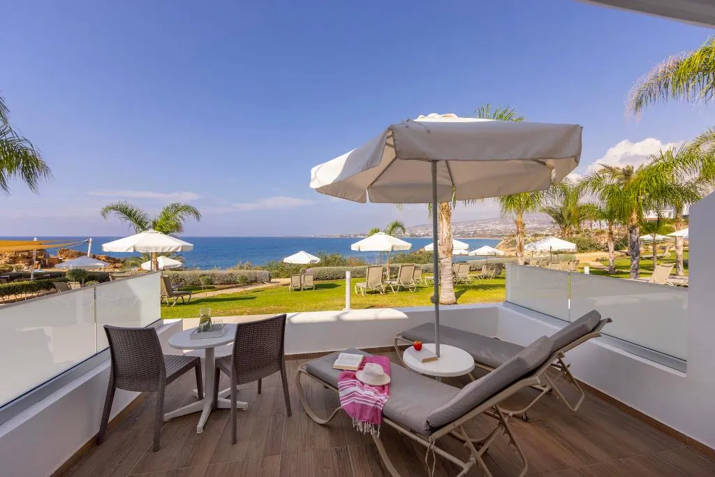 Double or Twin SEA FRONT Room, Queens Bay, Cyprus