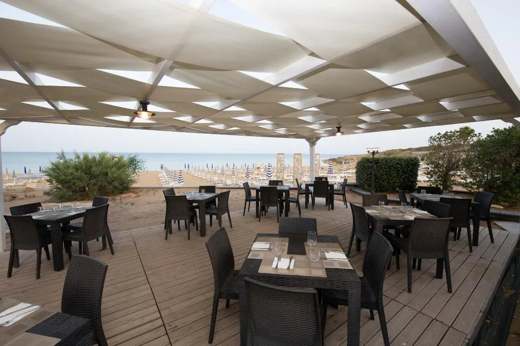 Restaurant, Hotel Club Eloro, Catania