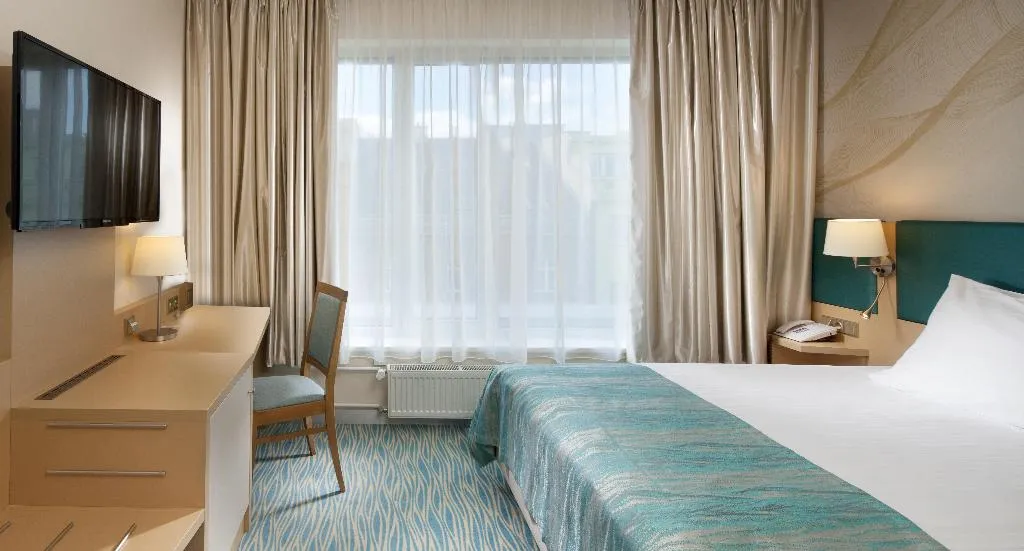 DOUBLE QUEEN SIZE BED Room, Holiday Inn Prague Congress Centre, Prague