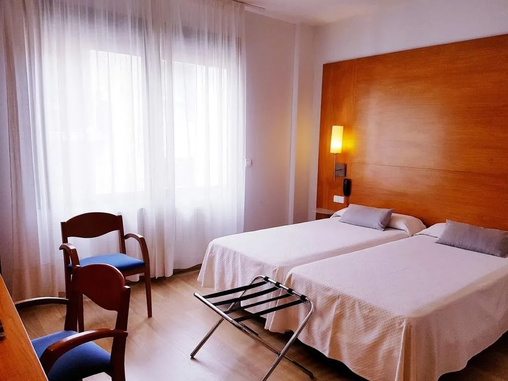 DOUBLE SINGLE USE STANDARD Room, Peninsular, Costa Brava