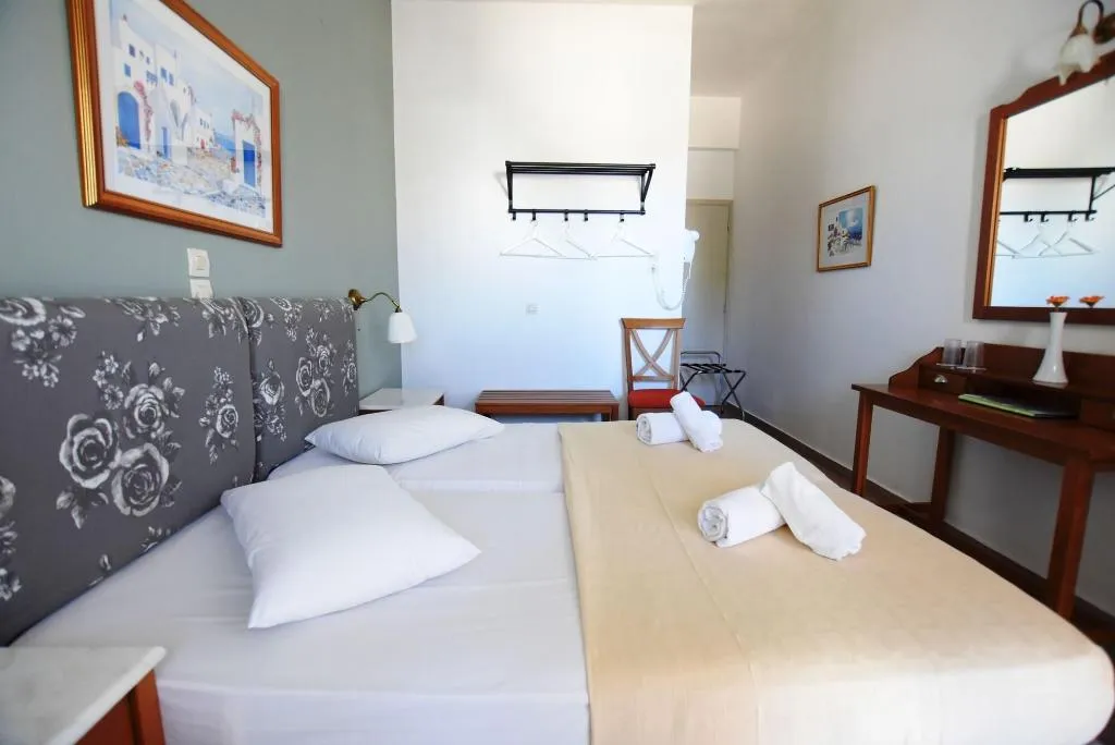 Room, Rodakas Hotel, Santorini