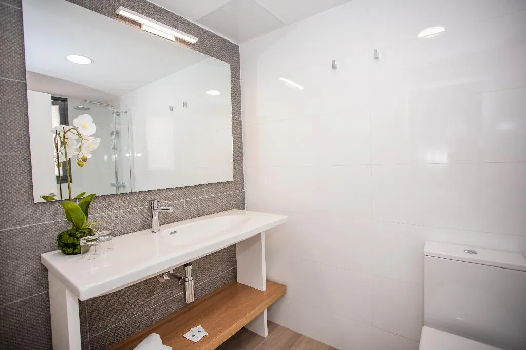 APARTMENT THREE BEDROOMS Room, Arguineguin Park By Servatur, Gran Canaria
