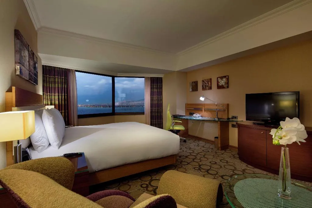 Room, Hilton Izmir, Izmir