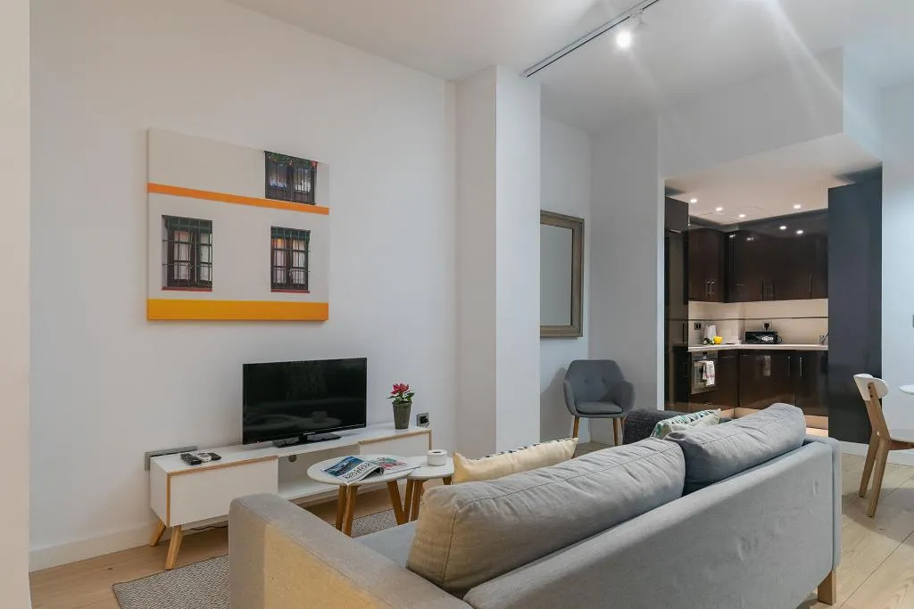 APARTMENT TWO BEDROOMS Room, Holiday Rentals Tempa Museo, Seville