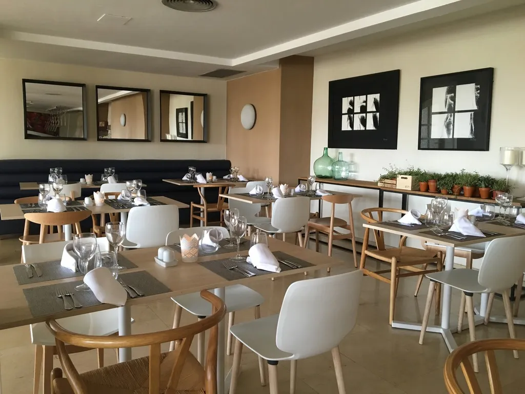 Restaurant, Tres Torres, Ibiza