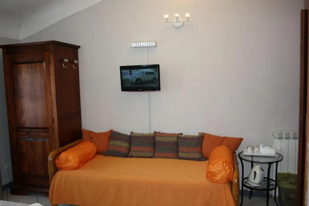 Room, Fanti Rooms, Naples