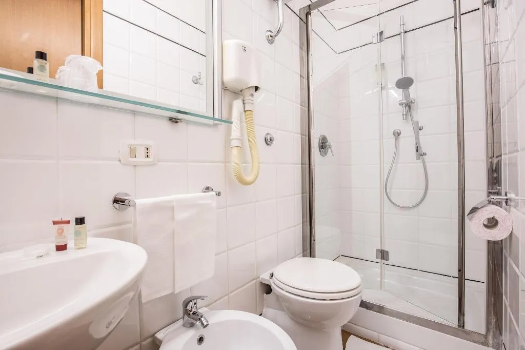Room, Trastevere, Rome