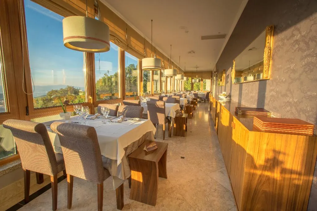 Restaurant, Do Elevador Hotel, Porto