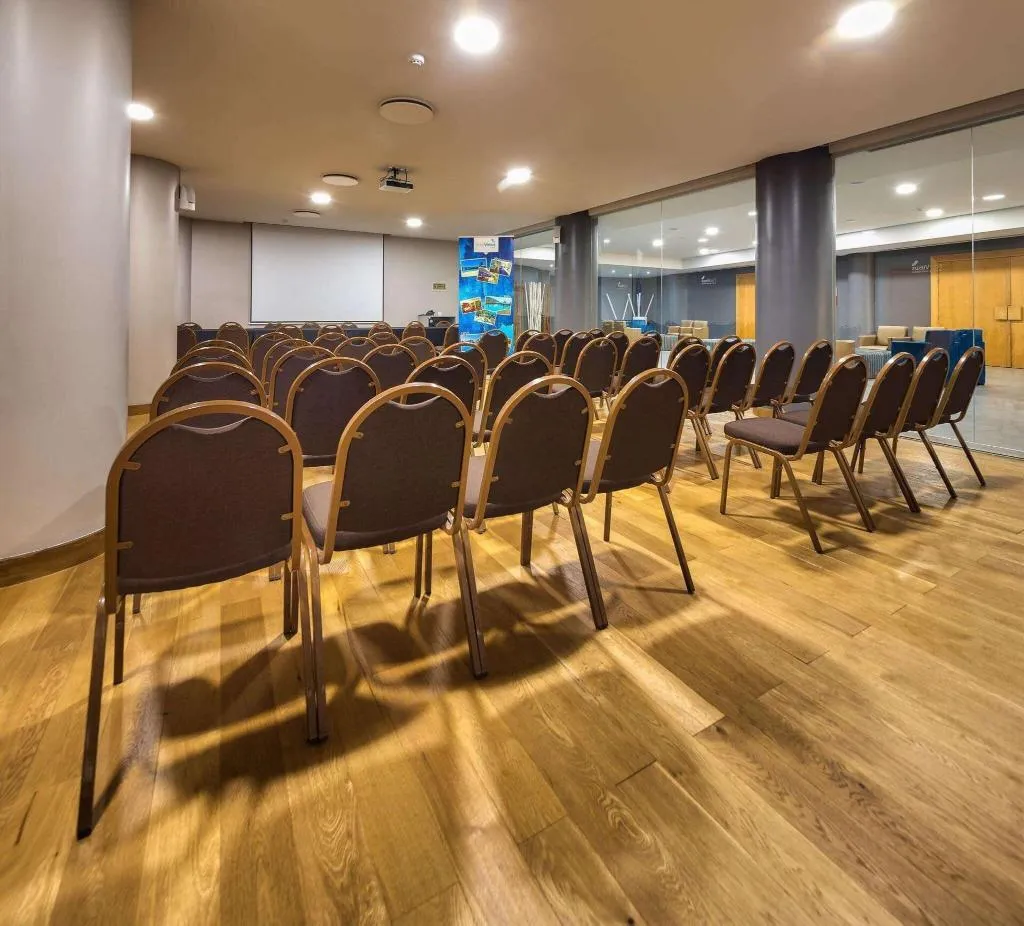 Conferences, The Views Monumental, Madeira