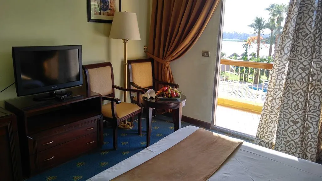 JUNIOR SUITE STANDARD Room, Pyramisa Hotel Luxor, Luxor