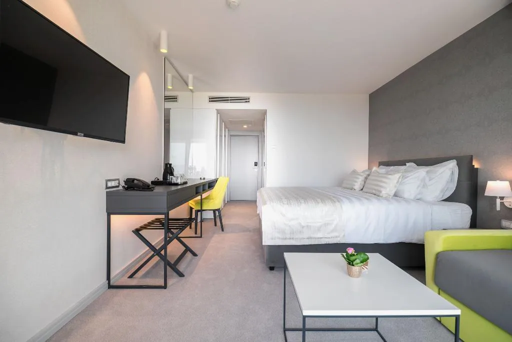 DOUBLE CLASSIC WITH BALCONY Room, Boutique Hotel Mirjam, Split
