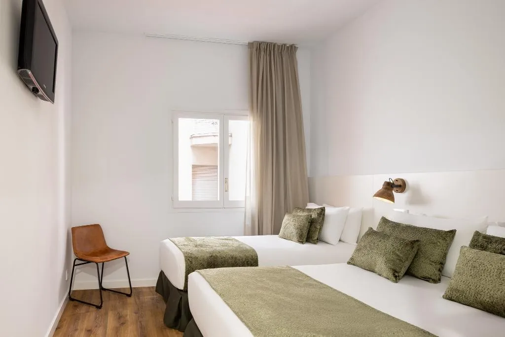 FAMILY ROOM STANDARD Room, htop BCN City, Barcelona