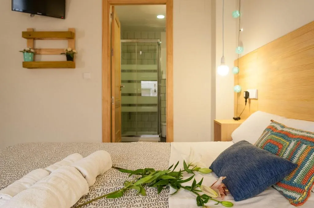 Room, The Nomad Hostel, Seville