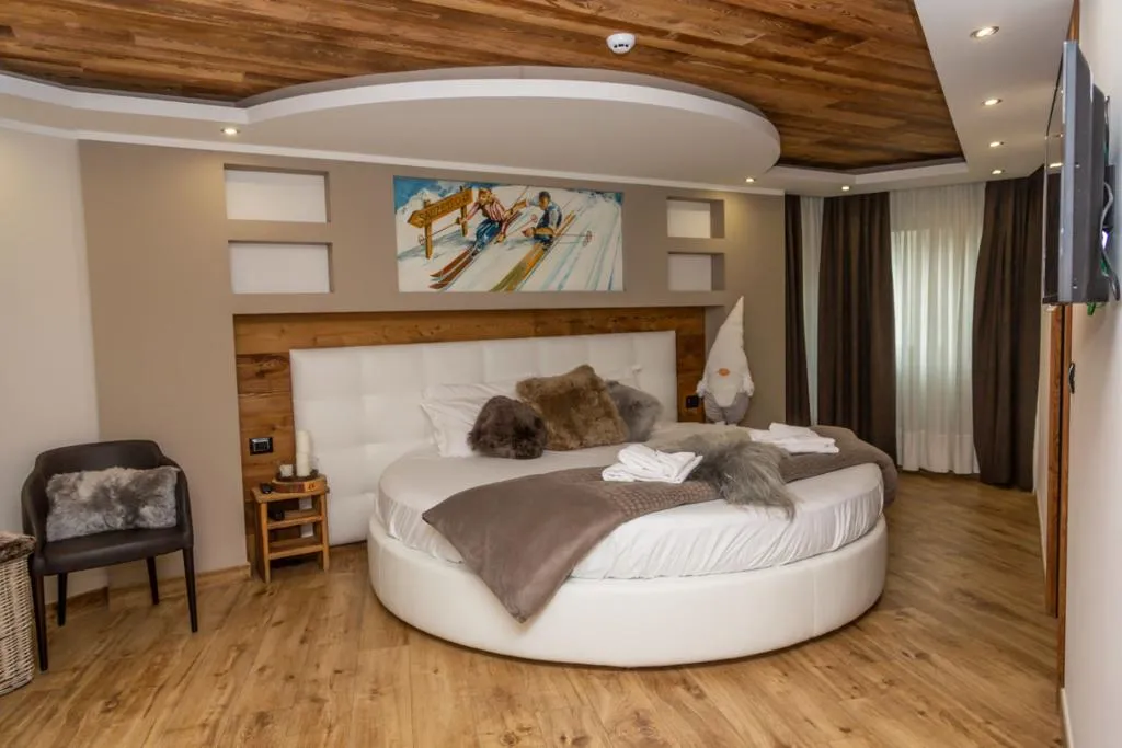 Room, Hotel K2, Milan