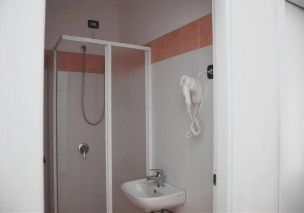 Room, Mio Hostel, Milan