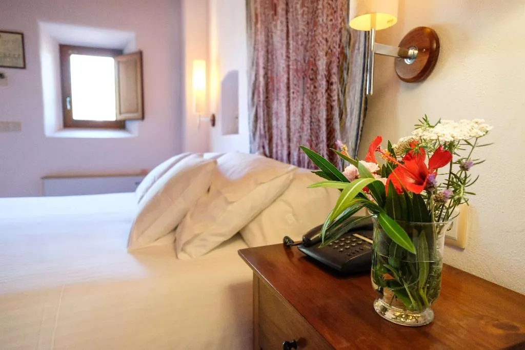 Room, Can Lluc Boutique Country Hotel &  Villas, Ibiza