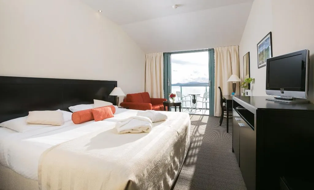 Double or Twin MOUNTAIN VIEW Room, Admiral Grand Hotel, Dubrovnik