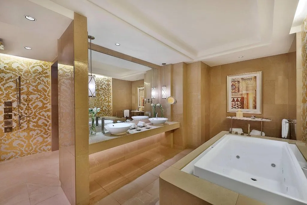 Room, The Ritz-Carlton, Dubai, Dubai