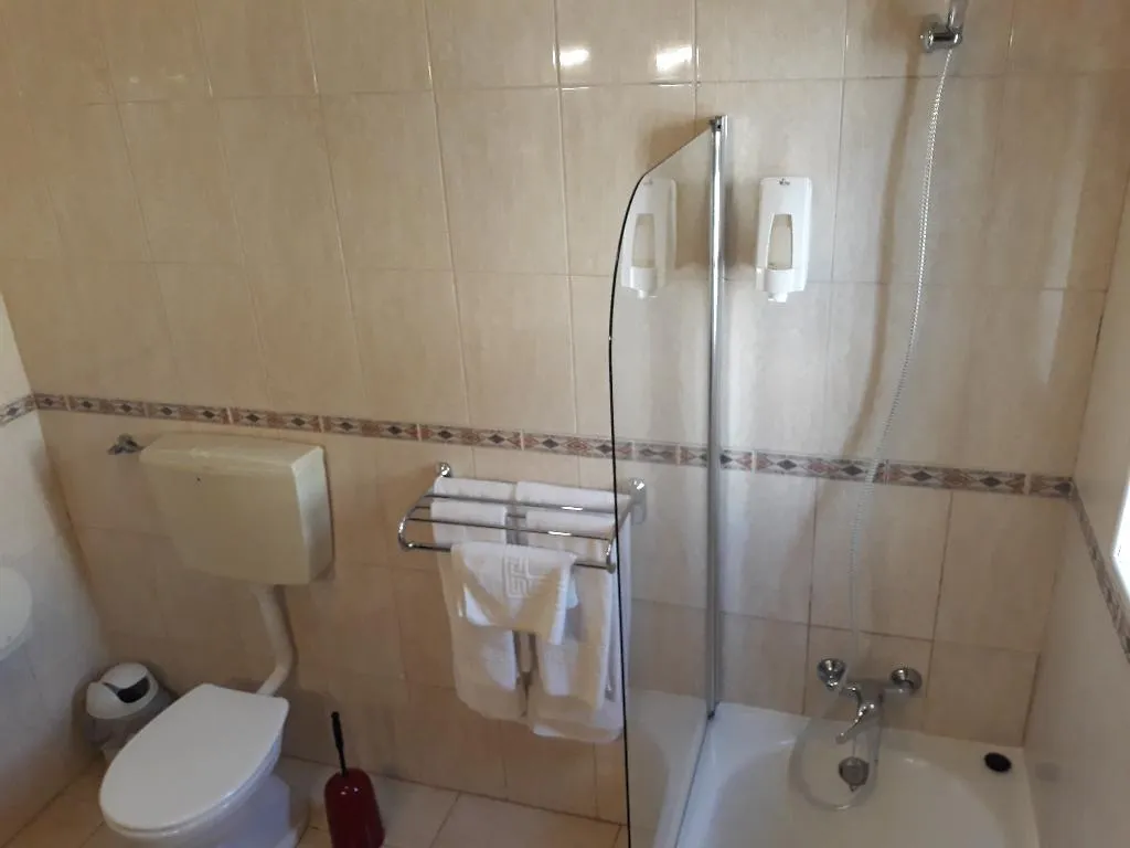 Double or Twin DELUXE POOL VIEW Room, Vilamar, Algarve