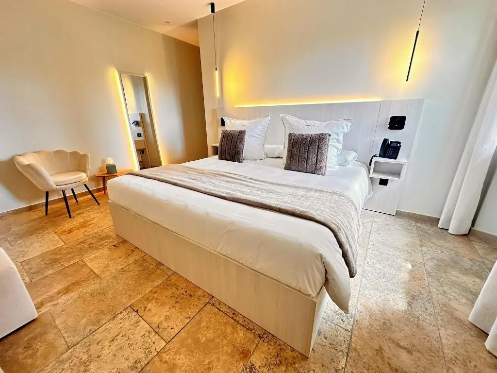 Room, Boutique Hotel Comtal Empuries, Costa Brava
