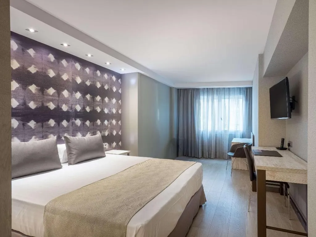 Room, Catalonia Atenas, Barcelona