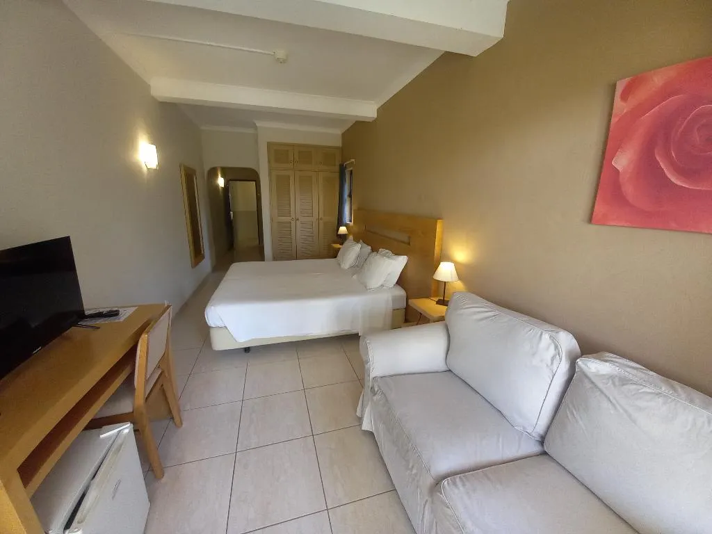Double or Twin GARDEN VIEW Room, Vilamar, Algarve