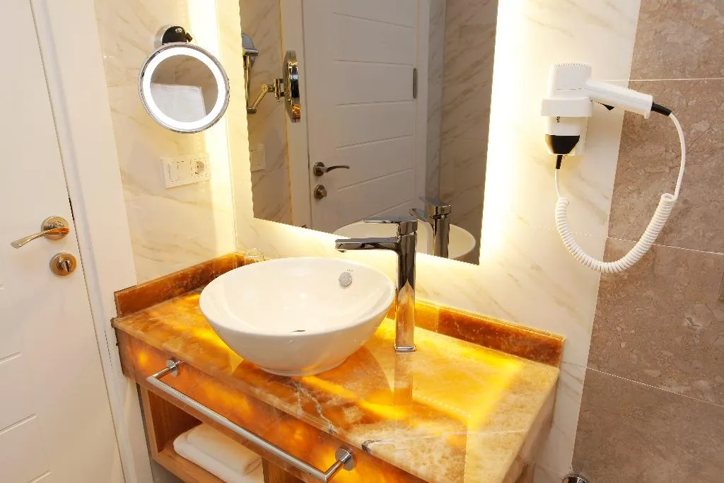 APARTMENT CAPACITY 2 ONE BEDROOM Room, Kleopatra Suit, Antalya