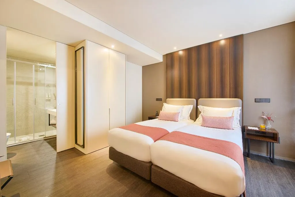 DOUBLE STANDARD Room, Moon and Sun Porto, Porto