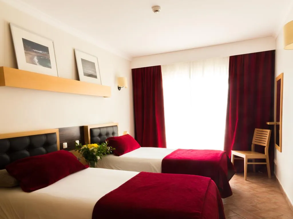 Room, Pontalaia, Algarve