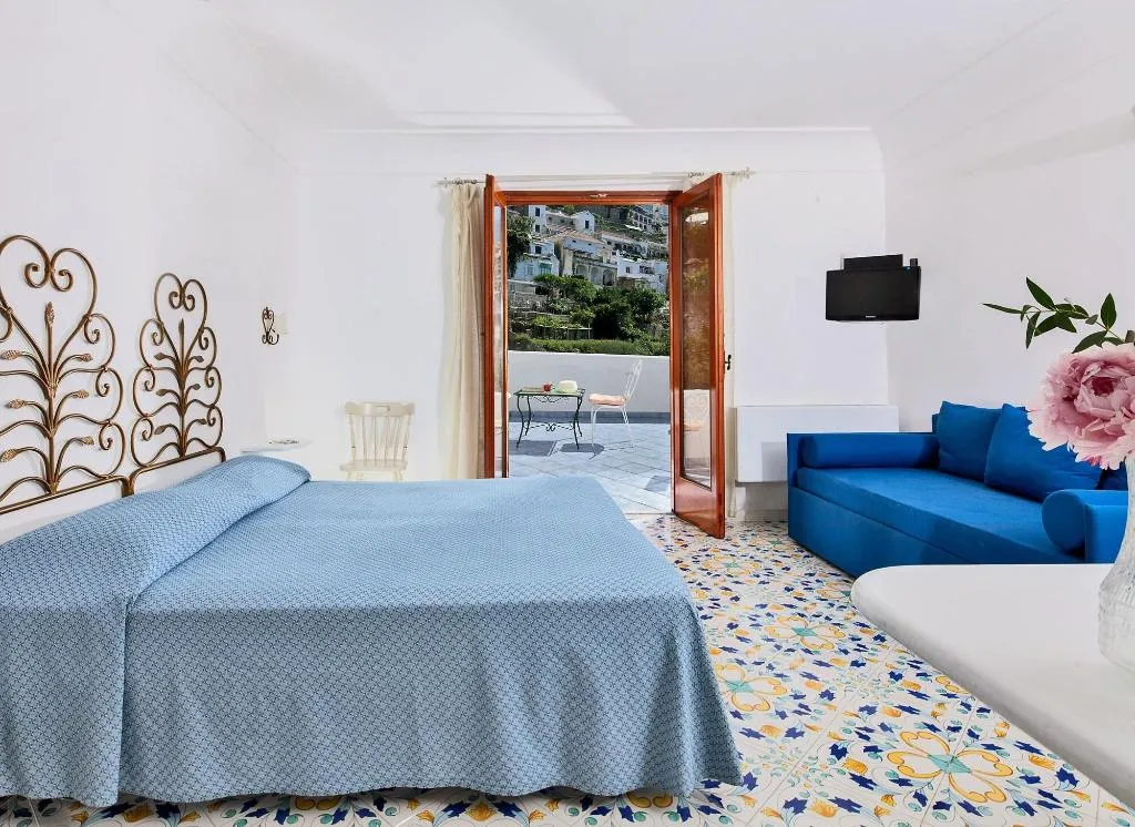 Room, Hotel Vittoria Positano, Naples