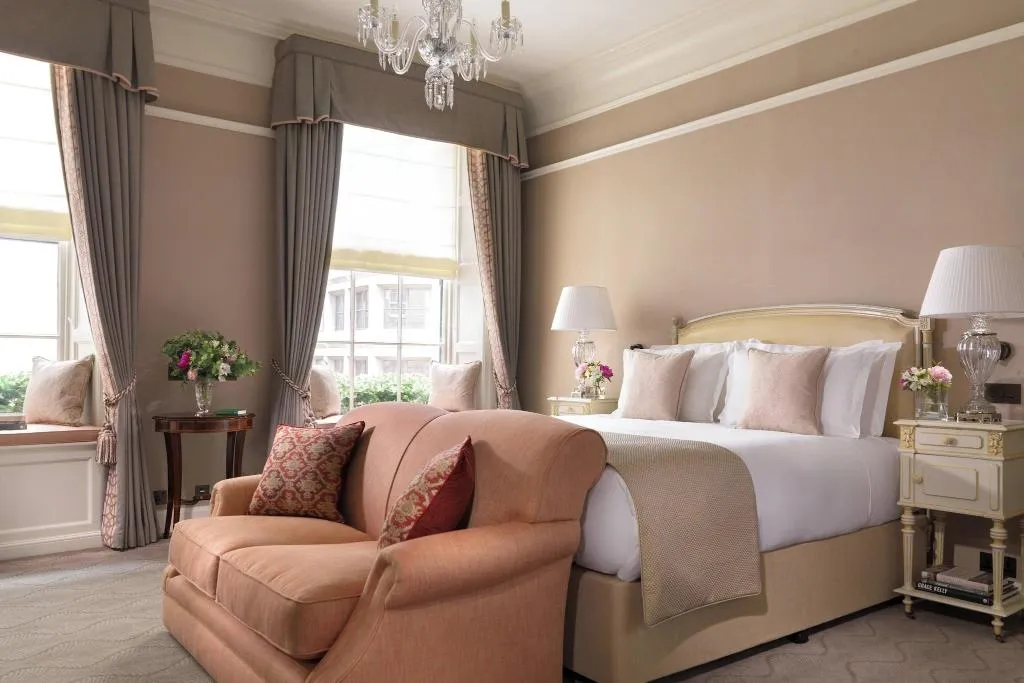 Room, The Shelbourne, Autograph Collection, Dublin