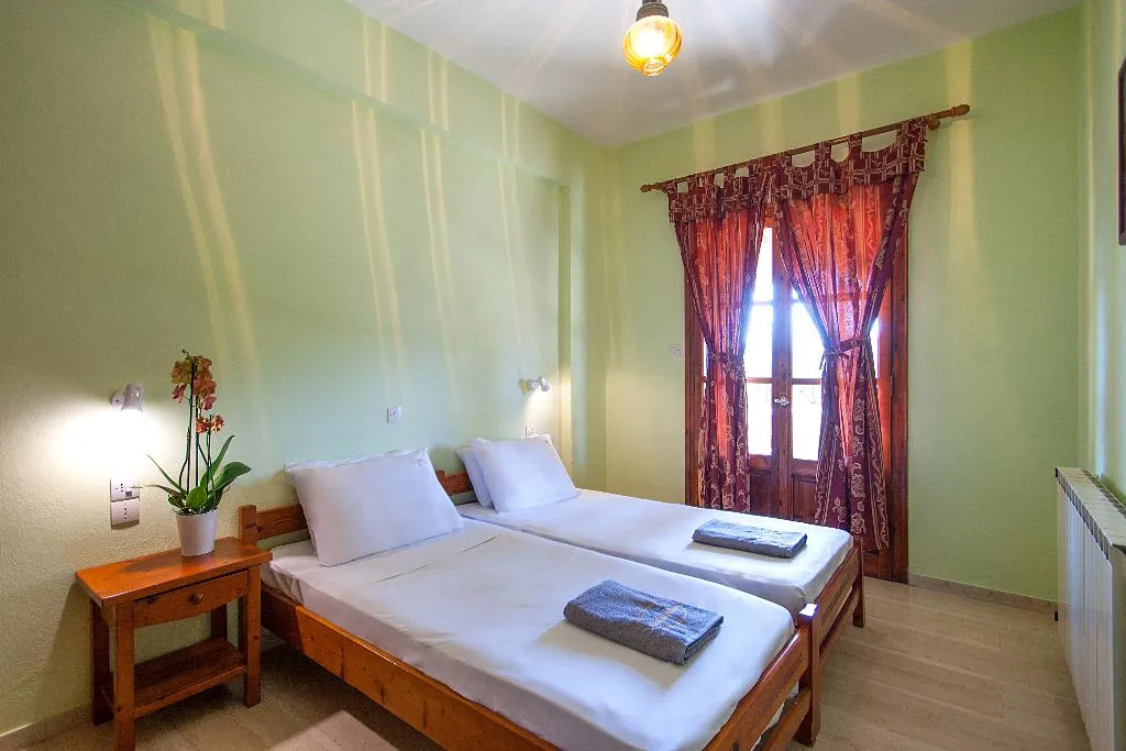 APARTMENT TWO BEDROOMS Room, Koukias Village, Skiathos