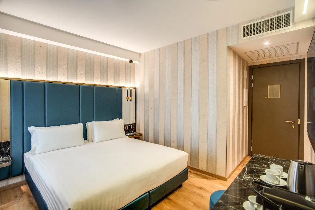 Double or Twin DELUXE Room, CC Palace Hotel, Rome