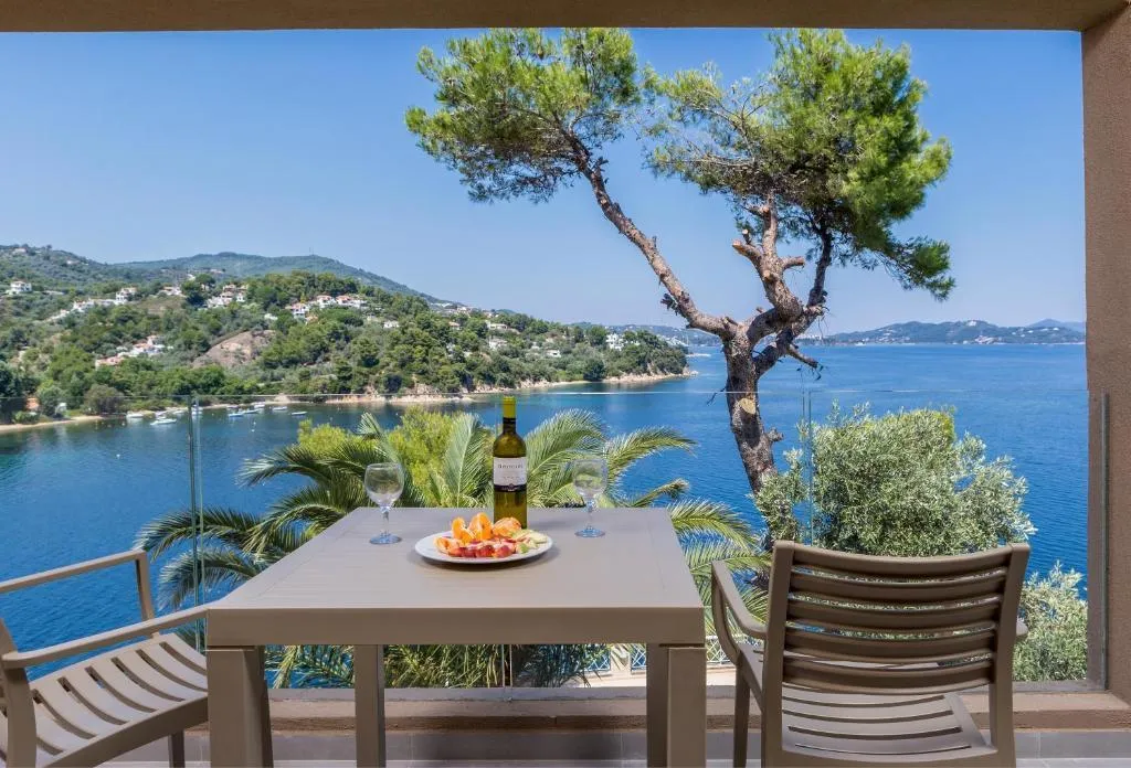 DOUBLE CLASSIC Room, Kanapitsa Cape, Skiathos