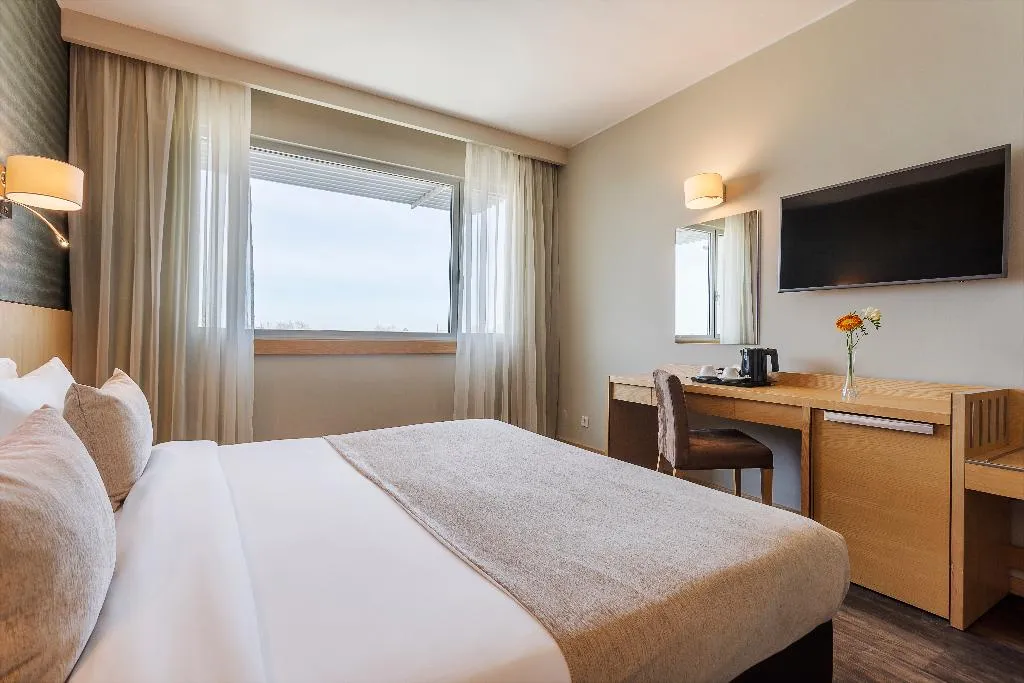 Double or Twin COMFORT Room, HF Ipanema Porto, Porto