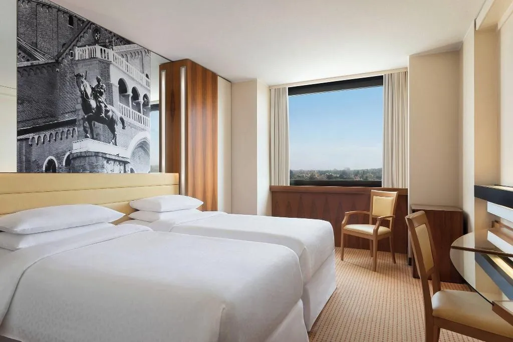 TWIN CLASSIC Room, Sheraton Padova Hotel & Conference Center, Venice