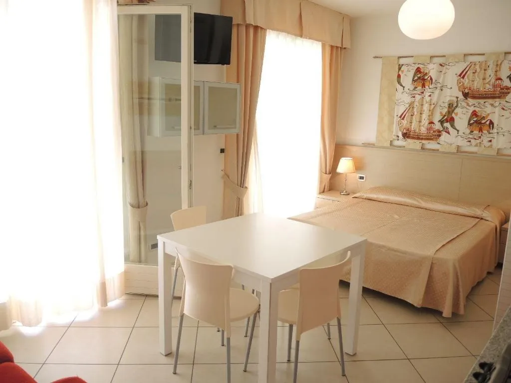 Room, Ashanti Aparthotel, Venice