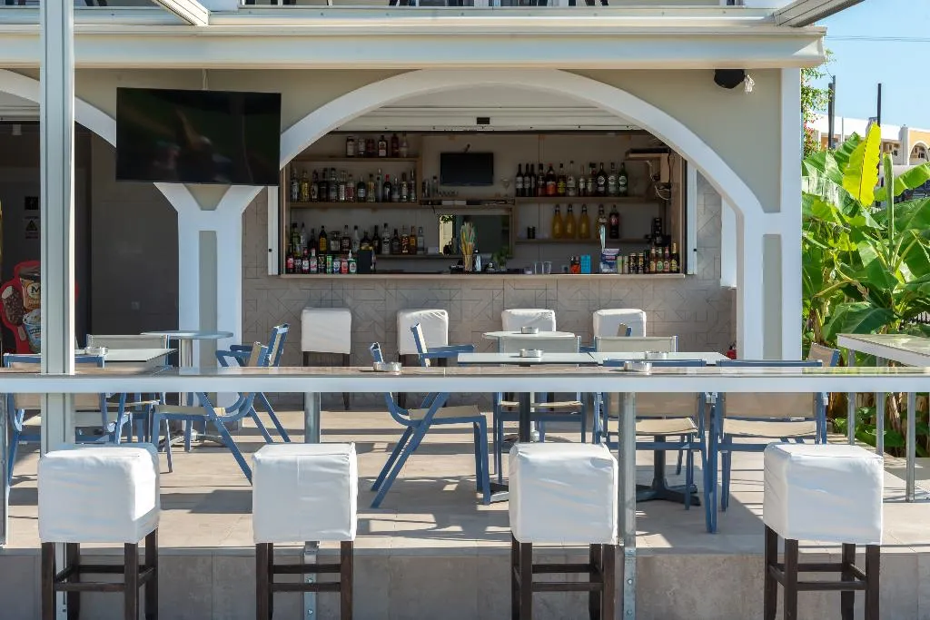 Bar, Athina Apts, Zante