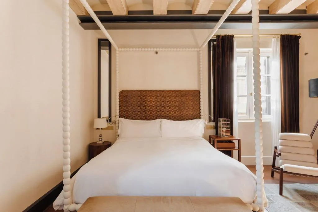 SUITE KING SIZE BED Room, Do: Placa Reial, Barcelona