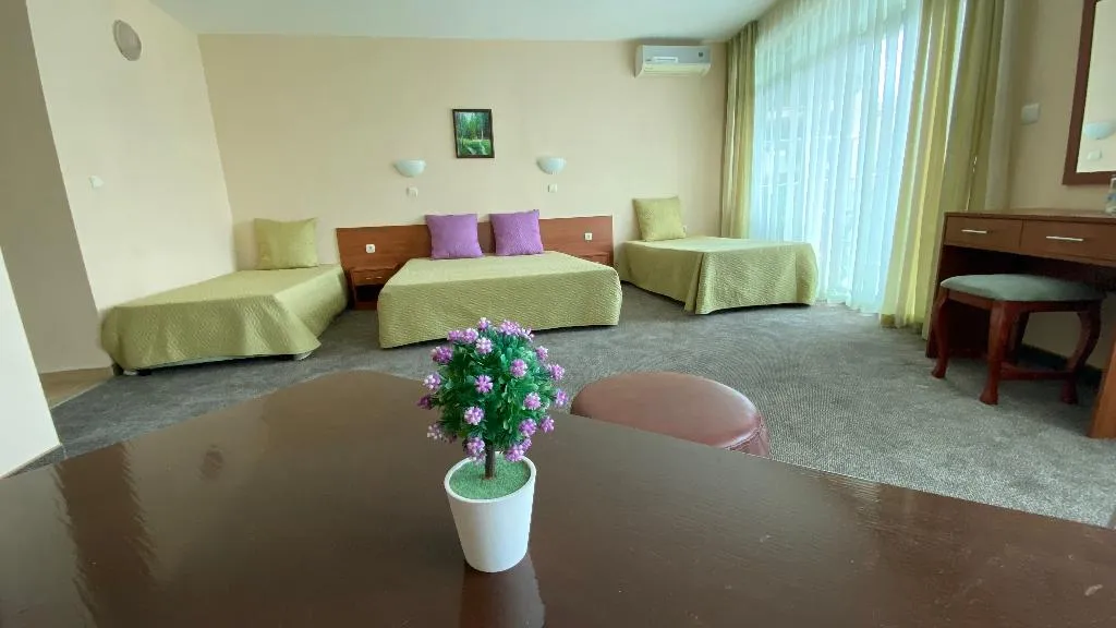FAMILY ROOM STANDARD Room, Hotel L&B Sunny Beach, Bourgas