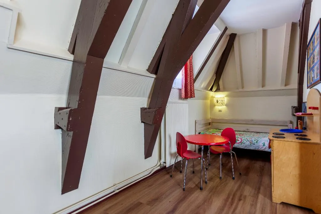 APARTMENT STANDARD Room, A-train, Amsterdam