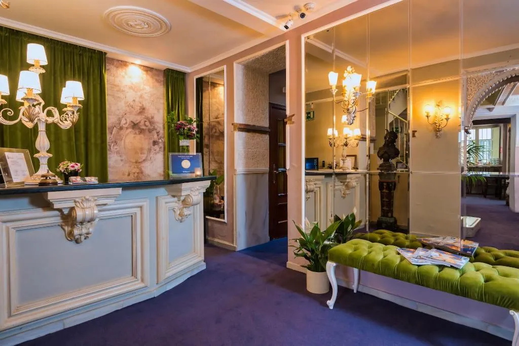 Lobby, The Town House, Costa Del Sol