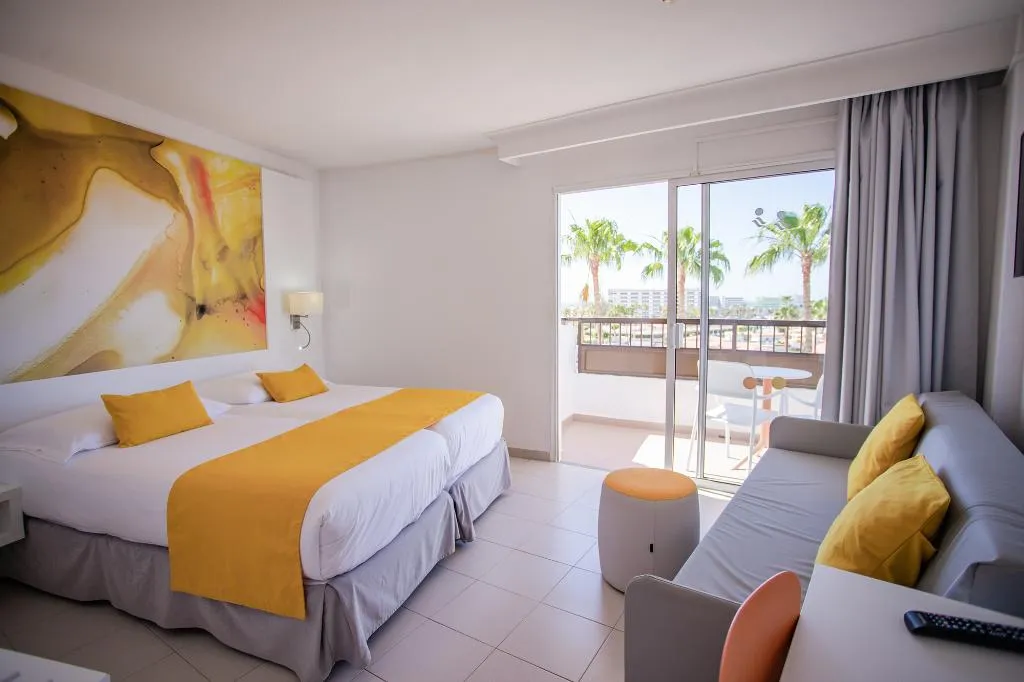 Double or Twin STANDARD Room, Servatur Waikiki, Gran Canaria